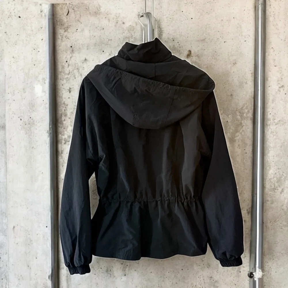 Calla Women’s Black Quarter Zipped Jacket! Large! - Picture 3 of 8